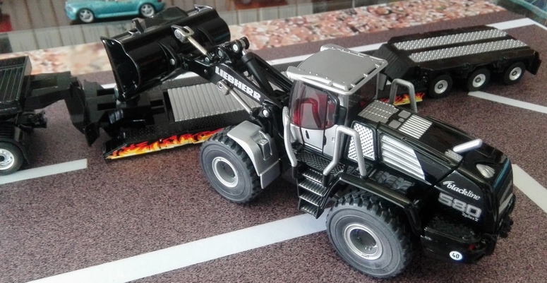 3933 black18.jpg
