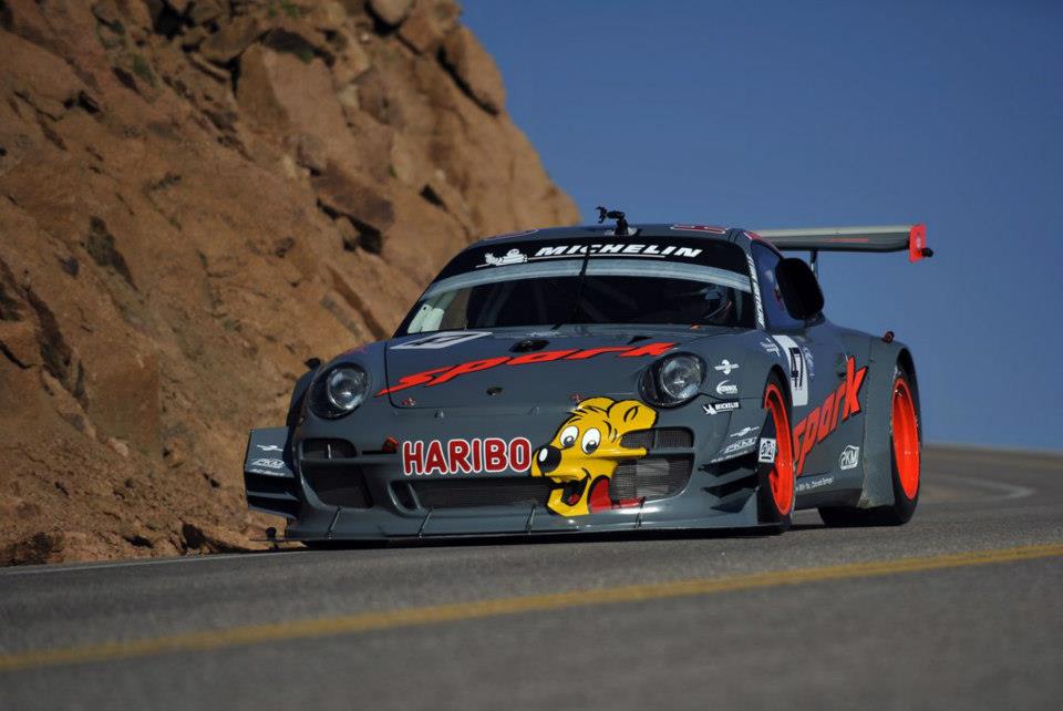 Pikes-Peak-2012-Romain-Dumas-Porsche-997-911-GT3-R.-23.jpg