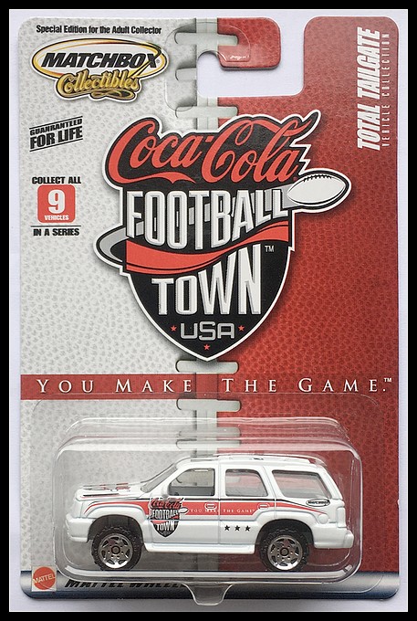 MB567-CADILLAC ESCALADE（Coca Cola Football Town USA）.JPG