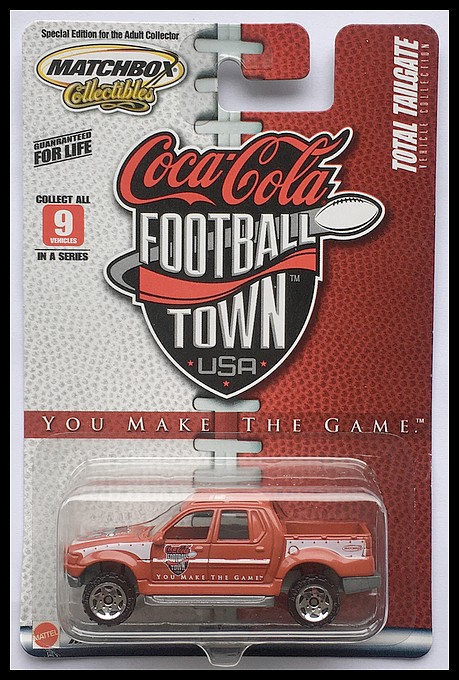 MB605-FORD EXPLORER SPORT TRAC without Cargo Net（Coca Cola Football Town USA）.JPG