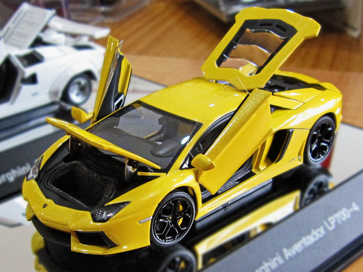 IMG_1827 LAMBORGHINI Aventador LP700-4.JPG