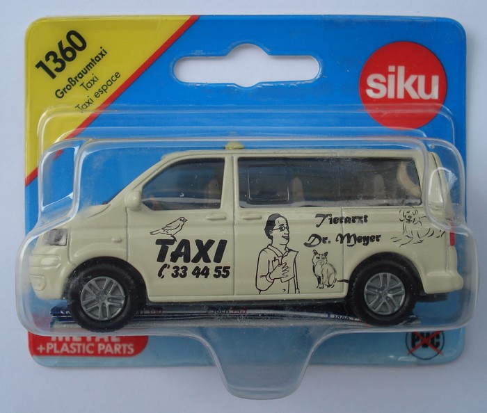 Siku 1360 VW Volkswagen Multivan T5 Taxi Espace \'Dr Meyer Tierarzt.jpg