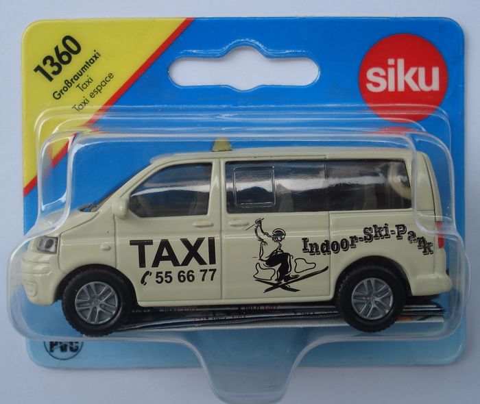 Siku 1360 VW Volkswagen Multivan T5 Taxi Espace Indoor-Ski-Park.jpg