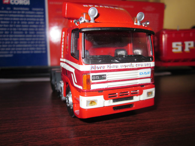 CORGI-DAF-CF-SPAANSEN公司--液压自卸车-1.50-(2).jpg