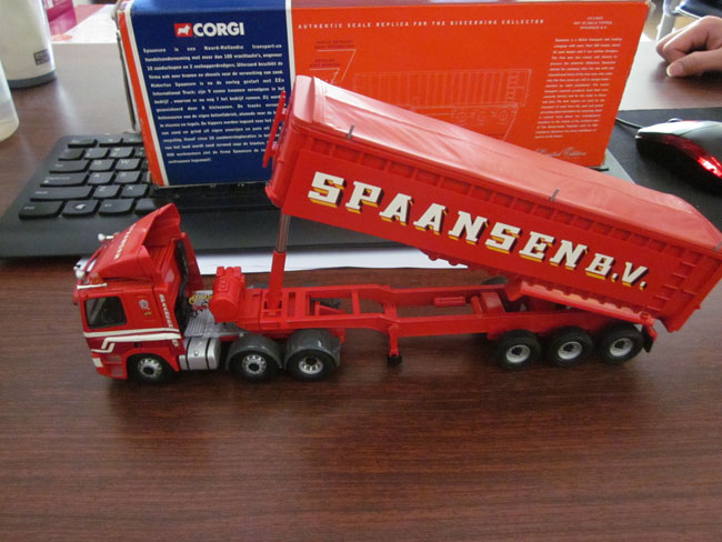 CORGI-DAF-CF-SPAANSEN公司--液压自卸车-1.50-(8).jpg