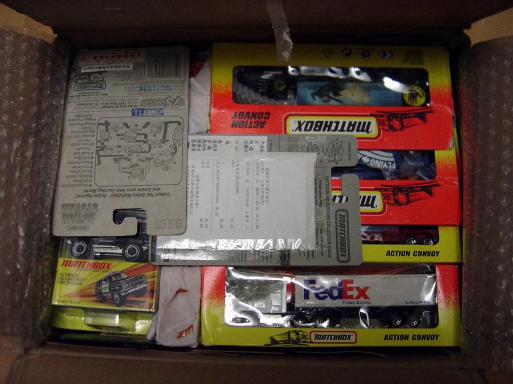 Matchbox Box4.jpg