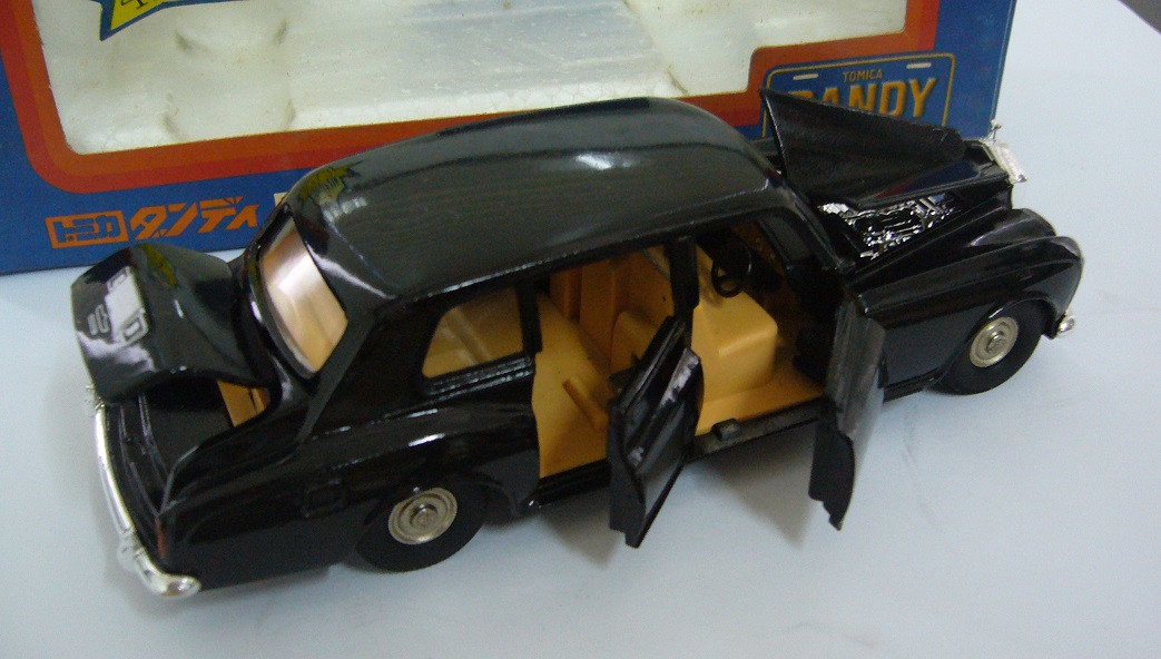 DF06c (Black).JPG