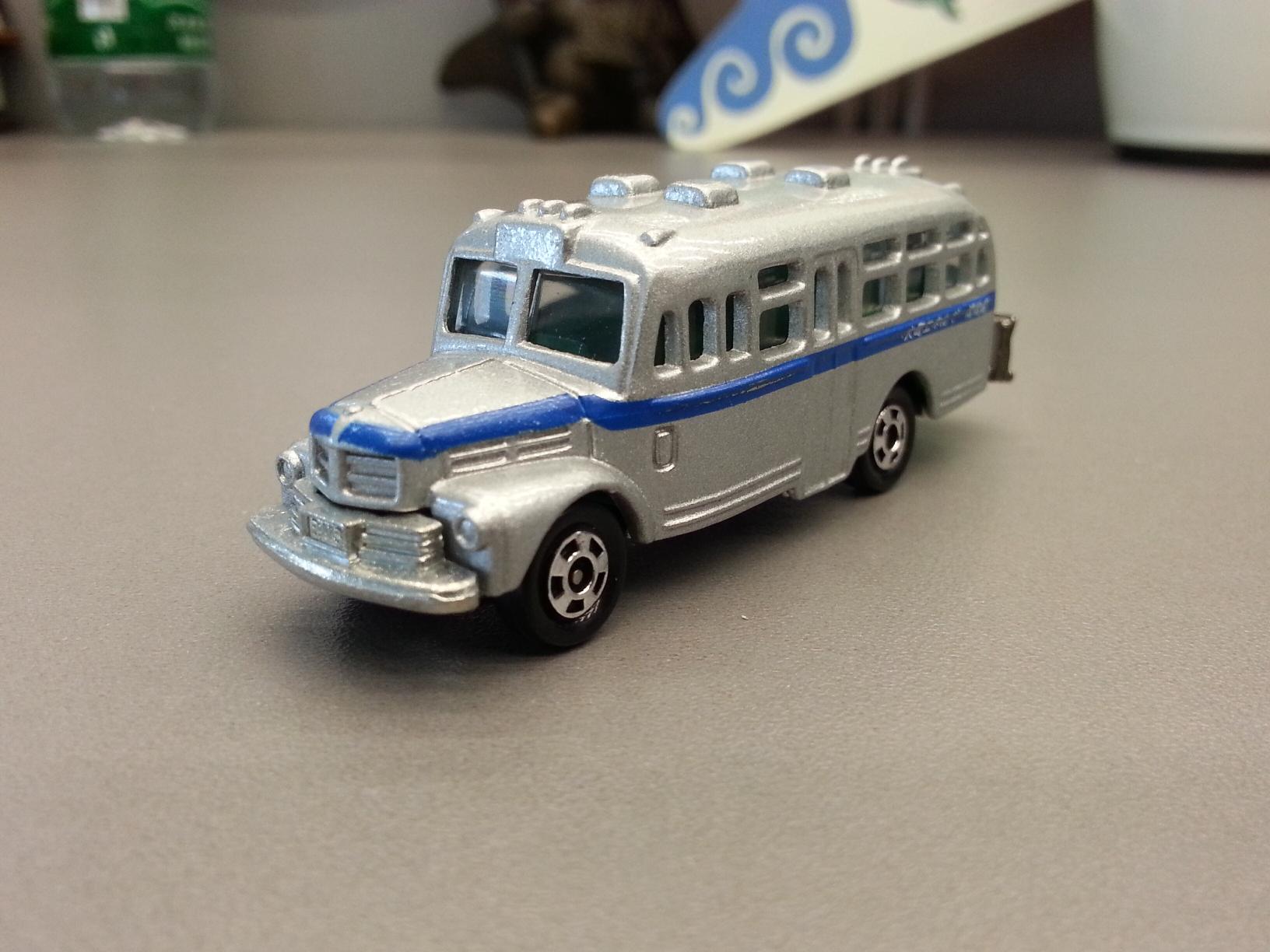 ISUZU BONNET BUS 大町博物館特注-3.jpg