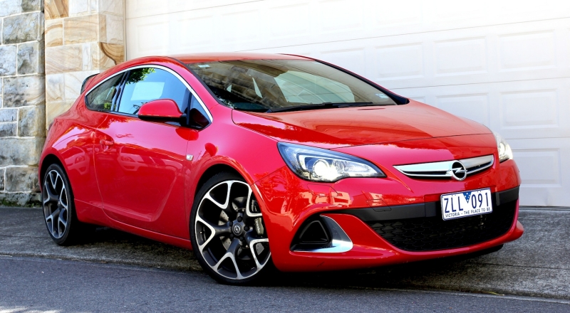 Opel-Astra-OPC(1).jpg