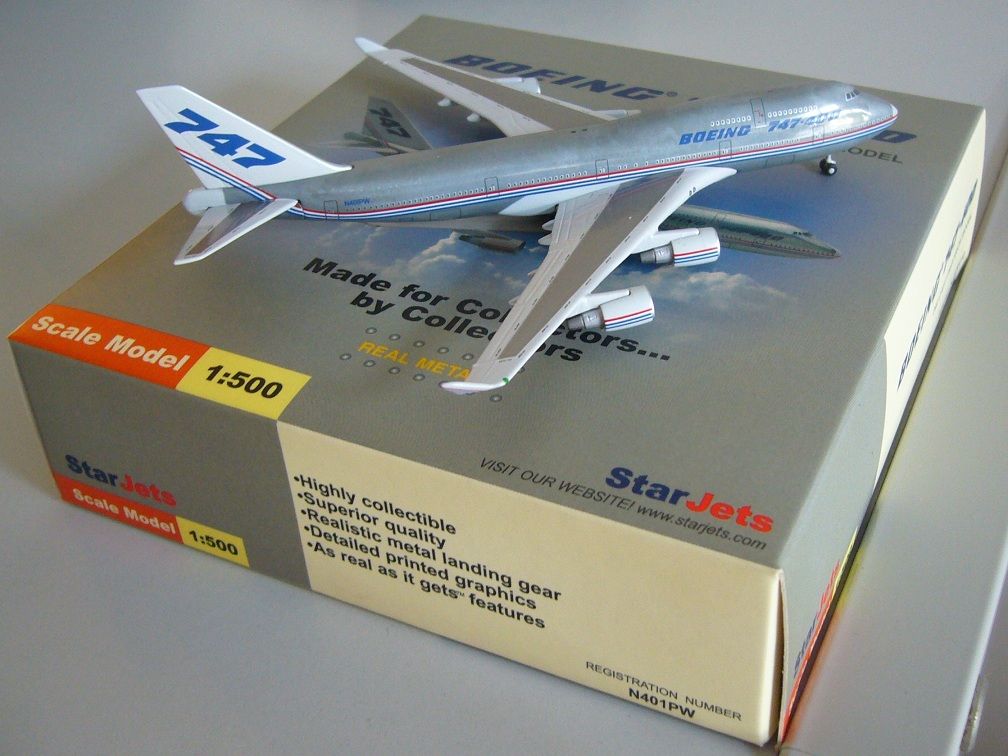 7 63116 750101 7 SJ Boeing B747-400b.JPG