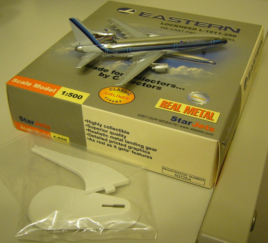 7 63116 75047 3 SJ Eastern Lockheed L-1011-200 Chrome b.JPG