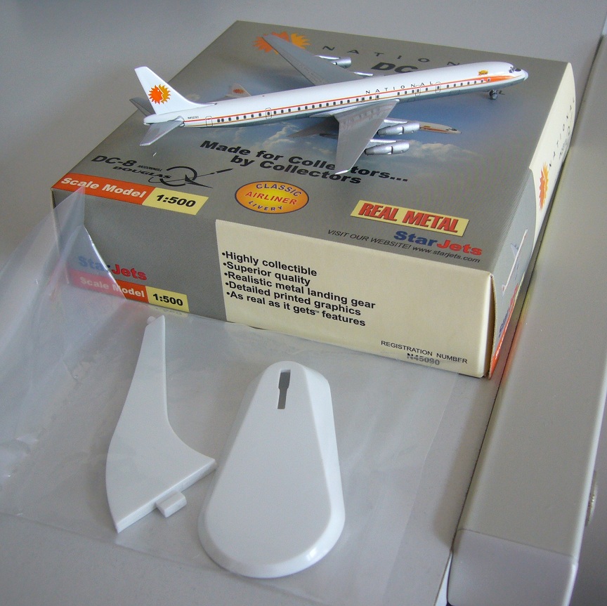 7 63116 75065 7 SJ National DC-8-61b.JPG