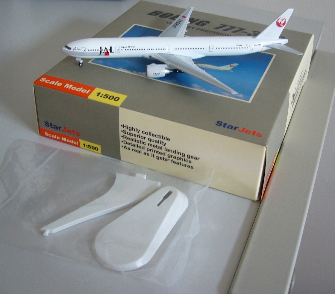 4 961350 008831 SJ JAL B777-300a.JPG