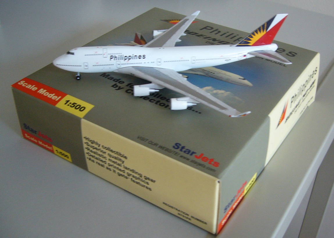 7 63116 75008 4 SJ Philippines B747-400a.JPG
