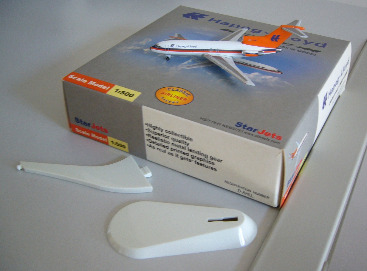 7 63116 75103 6 SJ Hapag-Lloyd B727-100a.JPG