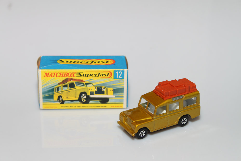 MB012-A-Land Rover Series III Safari.JPG