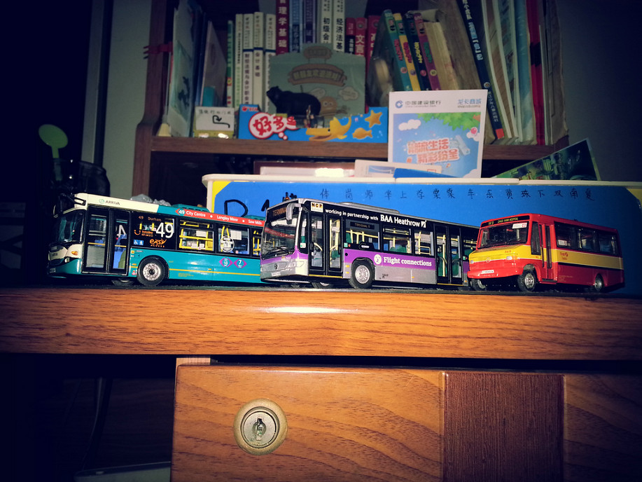 SCANIA和BENZ
